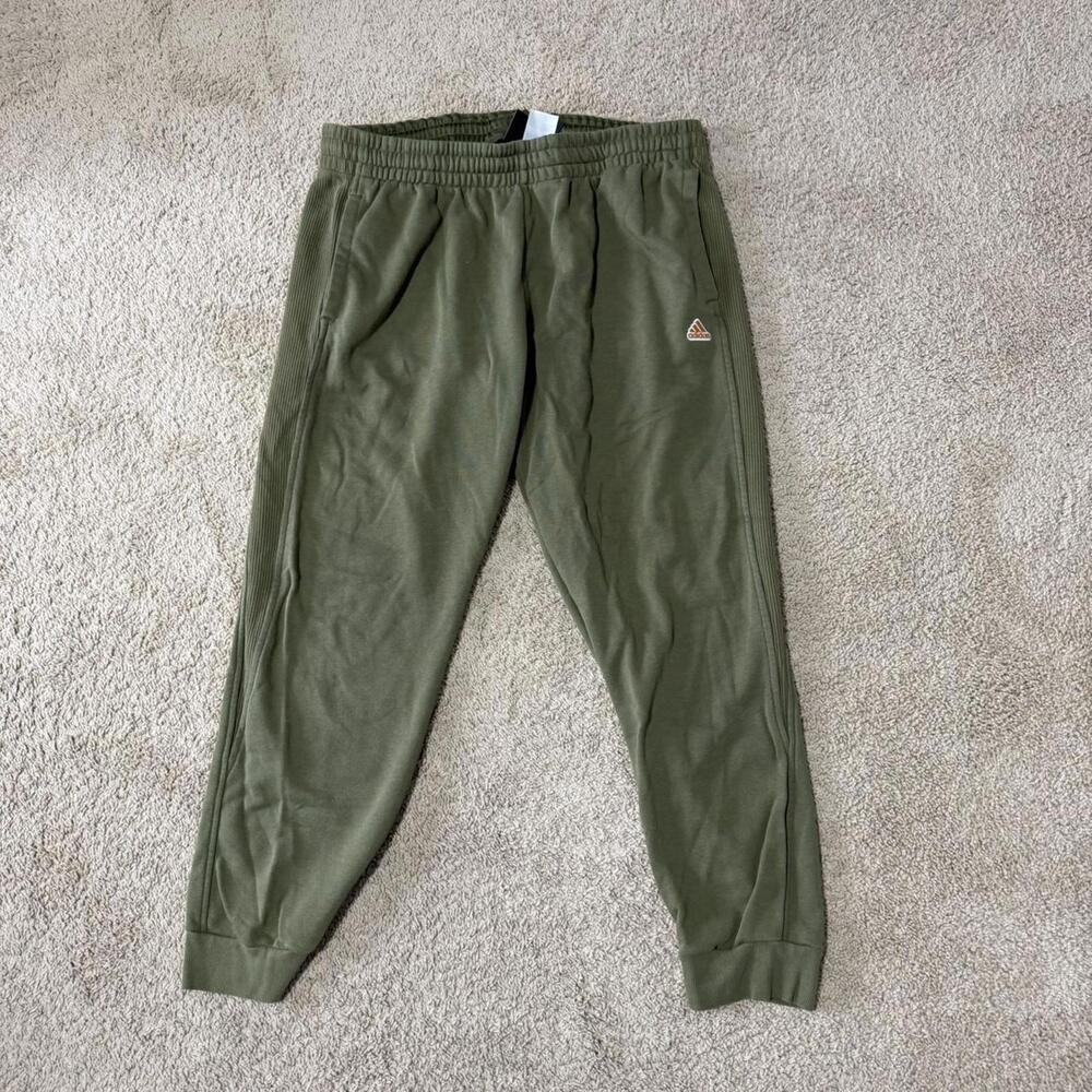 Adidas green joggers Size XXL #athleisure #adidas